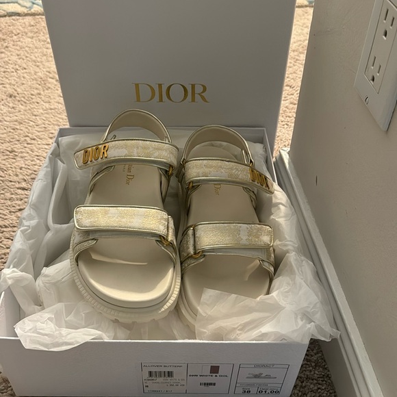 Brand new Dioract Sandal - sold out - Picture 3 of 6